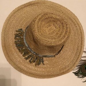 !VINTAGE! Ale by Alessandra 100% Straw Hat